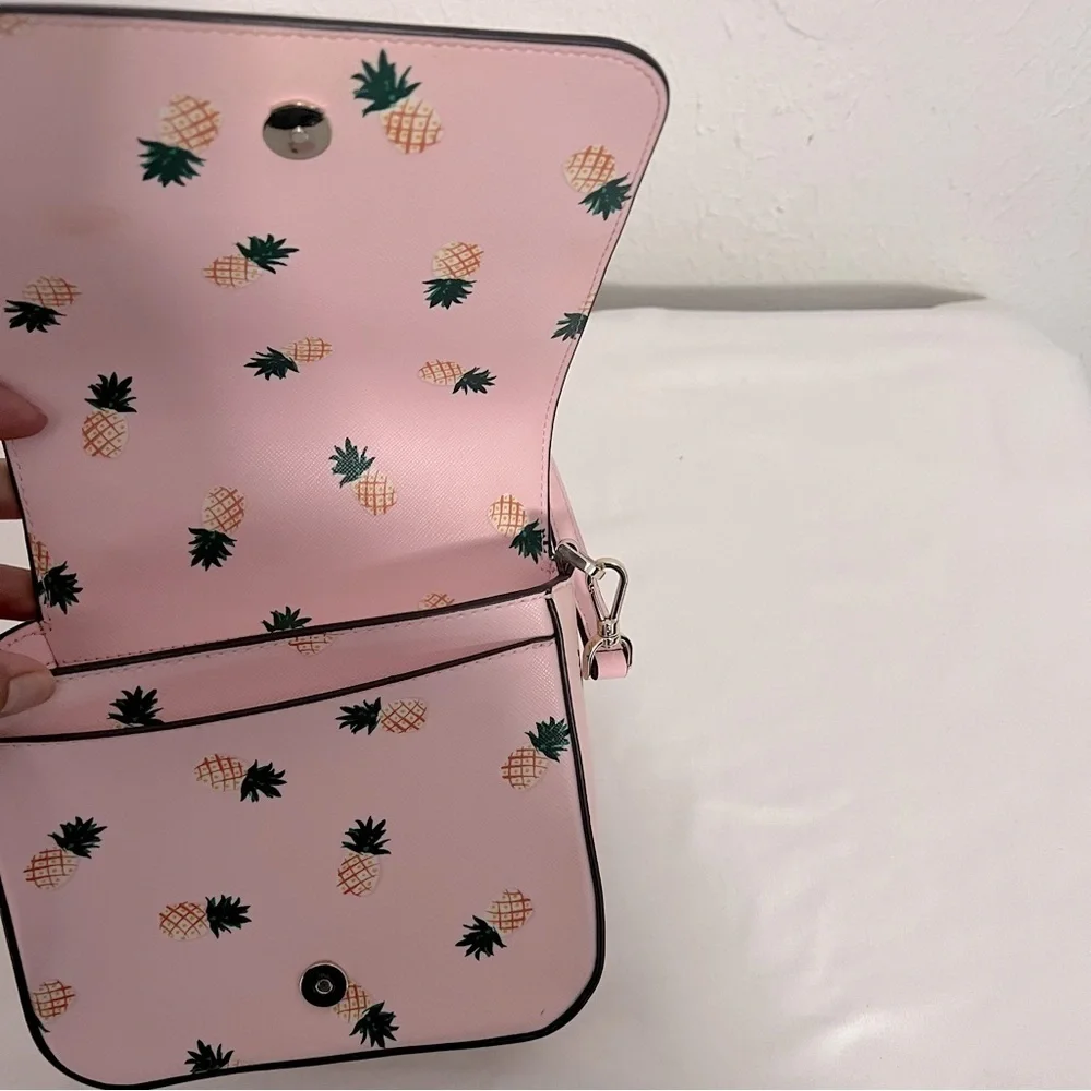 kate spade questions leave
